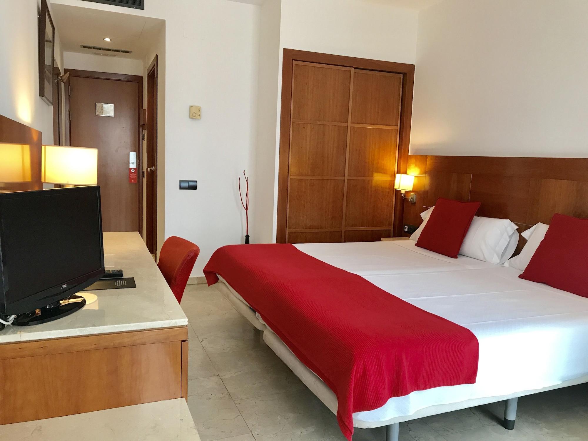 Hotel Calasanz مولينس ذي راي المظهر الخارجي الصورة