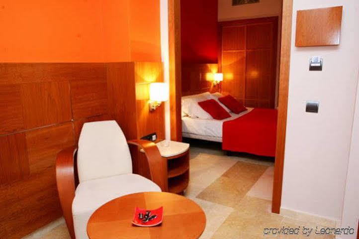 Hotel Calasanz مولينس ذي راي الغرفة الصورة